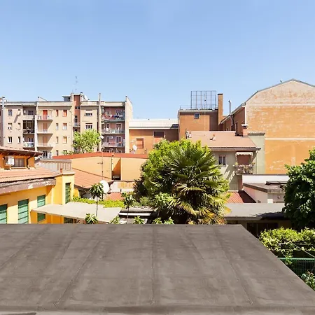 Elegant Flat in Milan, Wi-Fi e Netflix!-3